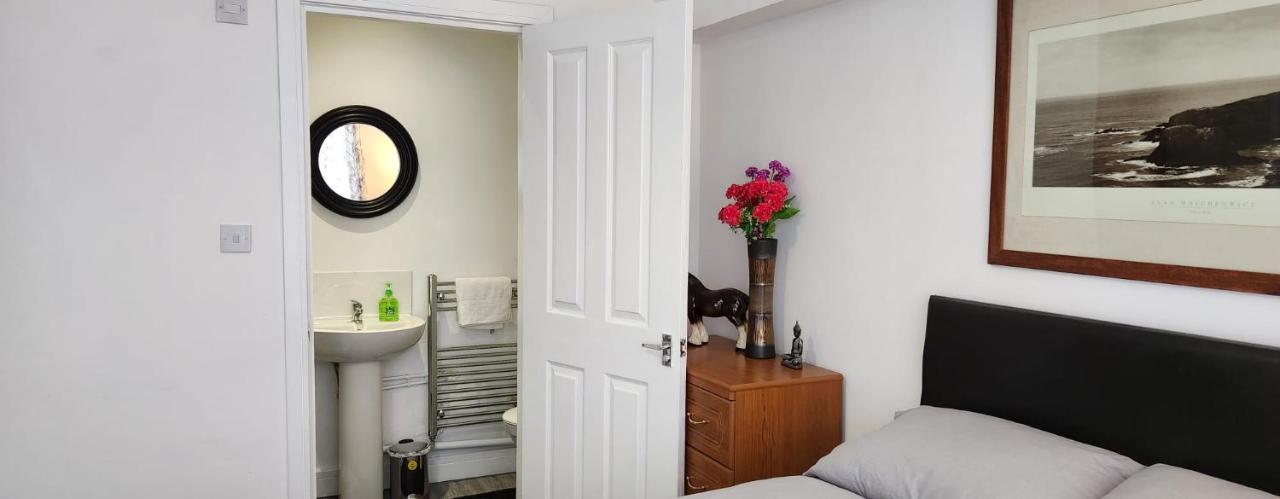 White House Ensuite Double Bedroom Γουόρινγκτον Εξωτερικό φωτογραφία